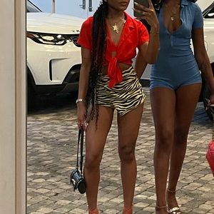 Asymmetrical Neon yellow Zebra skirt (skort)